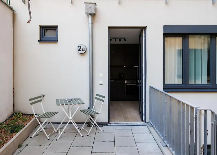 Augarten Loft With Ac And Terrace Apartmán